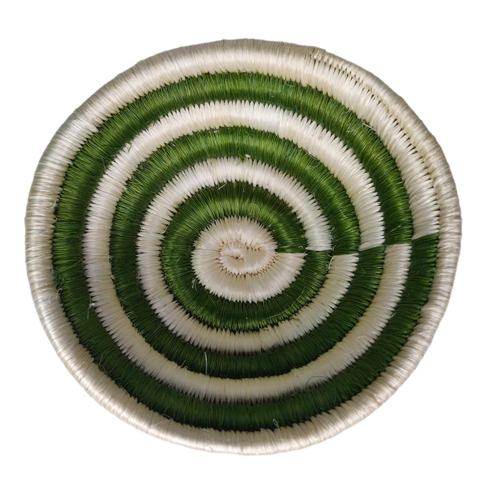 Natural Fiber Basketry, Hand woven, fair trade, artisan basketry, rolled basketry, African baskets, North carolina baskets, Fique, Straw, Sweetgrass, fair trade, hand made baskets, guacamayas, Boyaca, Colombian Basketry